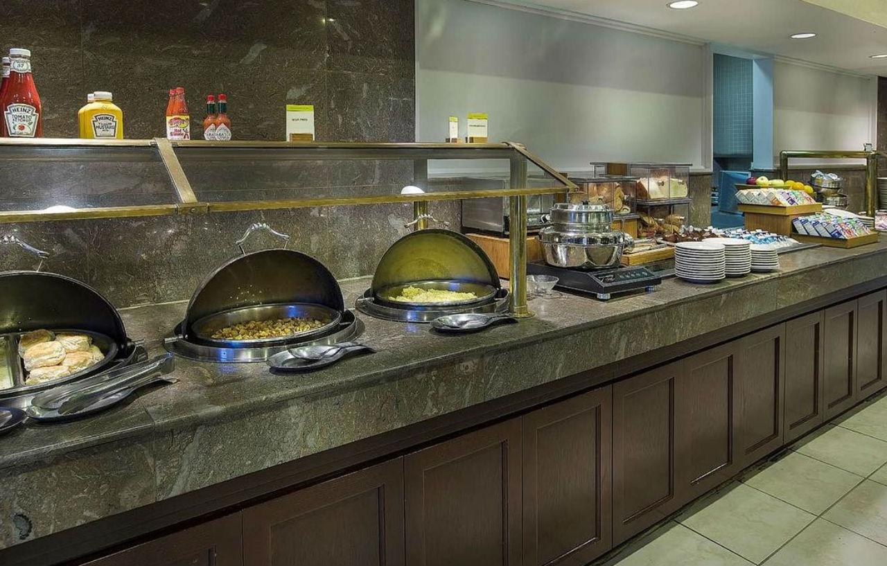 Doubletree By Hilton Charlotte Airport Hotell Eksteriør bilde