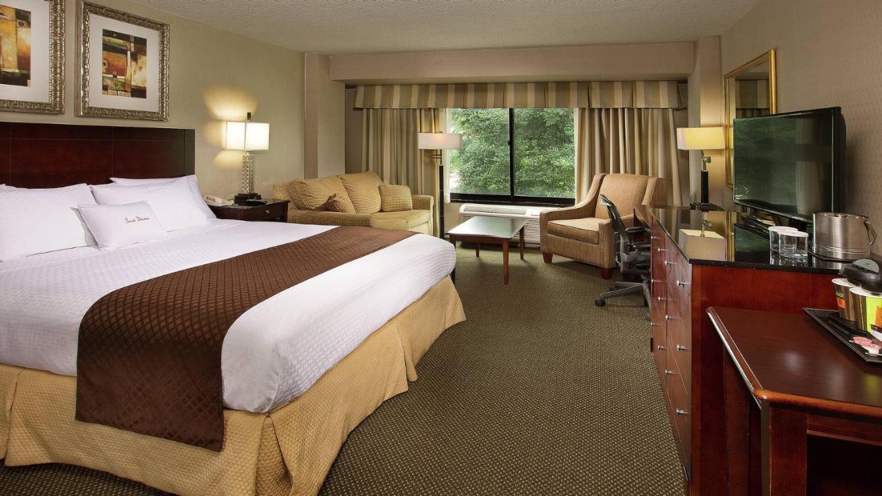 Doubletree By Hilton Charlotte Airport Hotell Eksteriør bilde