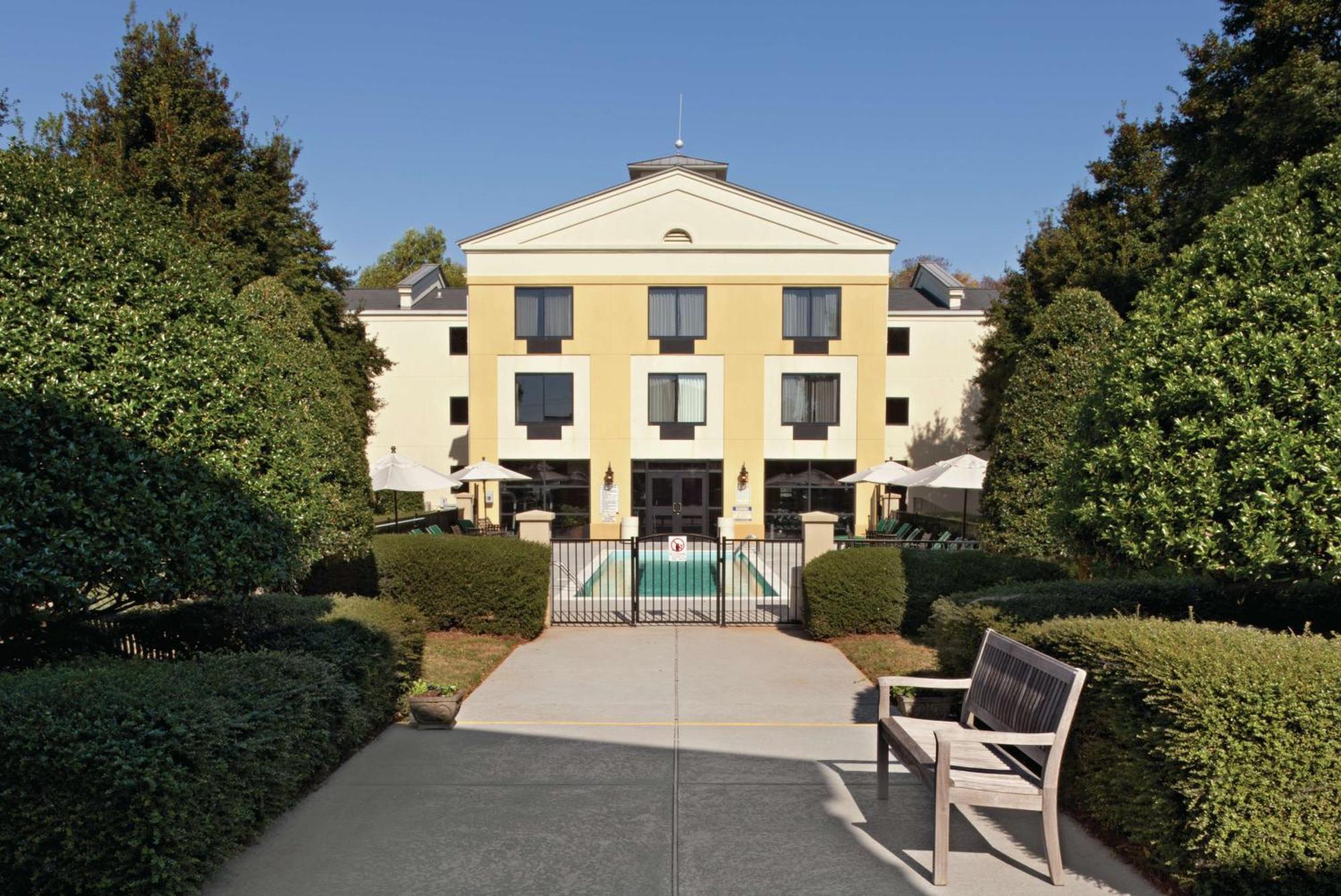 Doubletree By Hilton Charlotte Airport Hotell Eksteriør bilde