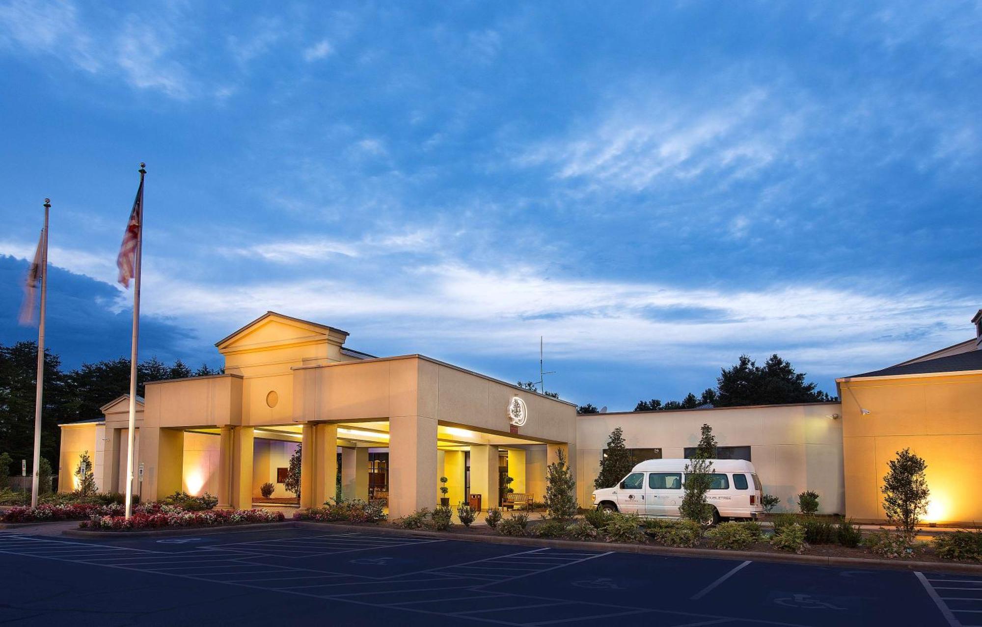 Doubletree By Hilton Charlotte Airport Hotell Eksteriør bilde